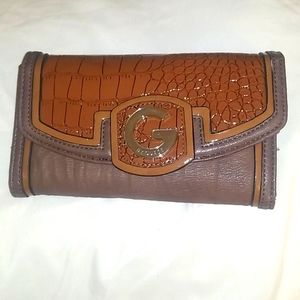 Guess wallet
